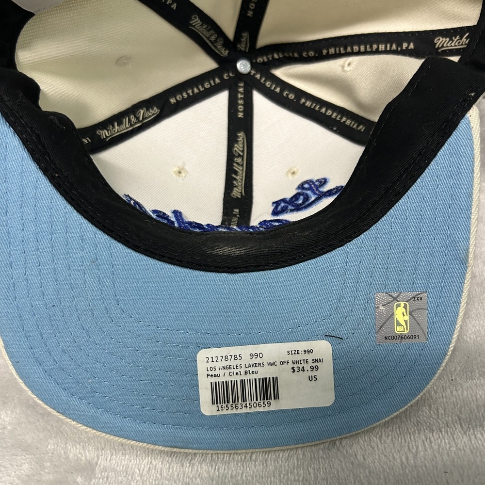 Los Angeles Lakers Hat Mens Off White Cap Snap Back Mitchell Ness NBA Script - Picture 7 of 10
